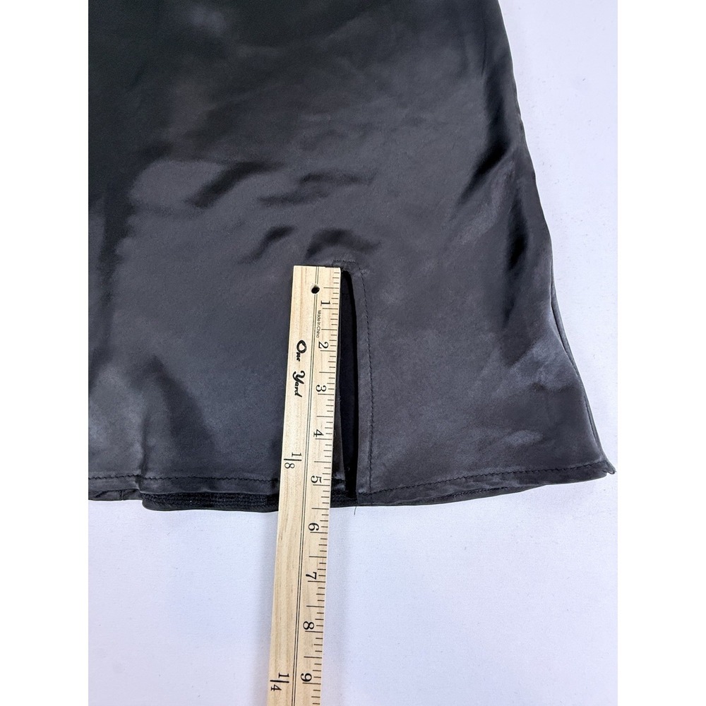 Princess Polly Black Satin Mini Skirt Women's US 8 Y2K Little Black Skirt GNO - Picture 5 of 9